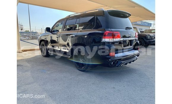 Buy Import Toyota Land Cruiser Black Car in Import - Dubai in Ayeyarwady Buy Import Toyota Land Cruiser Black Car in Import - Dubai in Ayeyarwady