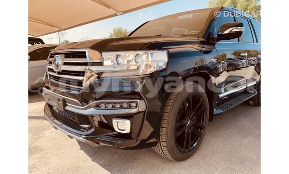 Buy Import Toyota Land Cruiser Black Car in Import - Dubai in Ayeyarwady Buy Import Toyota Land Cruiser Black Car in Import - Dubai in Ayeyarwady