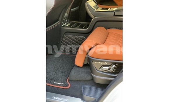 Buy Import Lexus LX White Car in Import - Dubai in Ayeyarwady Buy Import Lexus LX White Car in Import - Dubai in Ayeyarwady