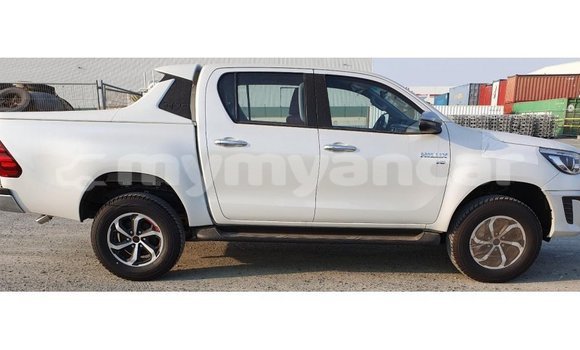 Buy Import Toyota Hilux White Car in Import - Dubai in Ayeyarwady Buy Import Toyota Hilux White Car in Import - Dubai in Ayeyarwady