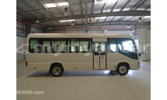 Buy Import Abarth 595 White Car in Import - Dubai in Ayeyarwady Buy Import Abarth 595 White Car in Import - Dubai in Ayeyarwady