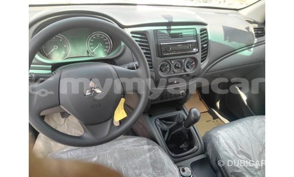 Buy Import Mitsubishi L200 Other Car in Import - Dubai in Ayeyarwady Buy Import Mitsubishi L200 Other Car in Import - Dubai in Ayeyarwady