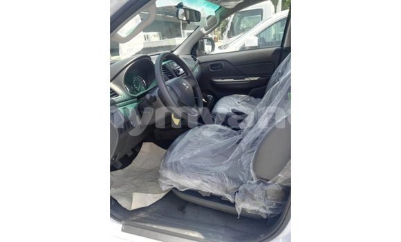 Buy Import Mitsubishi L200 Other Car in Import - Dubai in Ayeyarwady Buy Import Mitsubishi L200 Other Car in Import - Dubai in Ayeyarwady