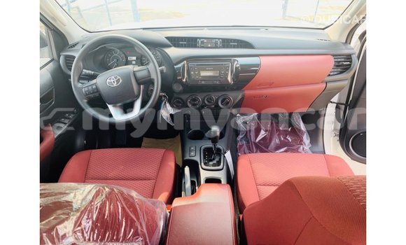 Buy Import Toyota Hilux White Car in Import - Dubai in Ayeyarwady Buy Import Toyota Hilux White Car in Import - Dubai in Ayeyarwady
