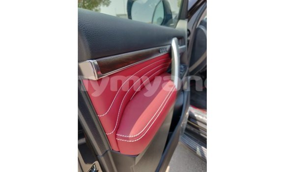 Buy Import Toyota Land Cruiser Red Car in Import - Dubai in Ayeyarwady Buy Import Toyota Land Cruiser Red Car in Import - Dubai in Ayeyarwady