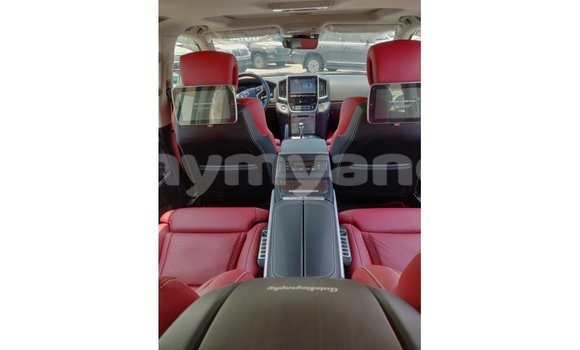 Buy Import Toyota Land Cruiser Red Car in Import - Dubai in Ayeyarwady Buy Import Toyota Land Cruiser Red Car in Import - Dubai in Ayeyarwady