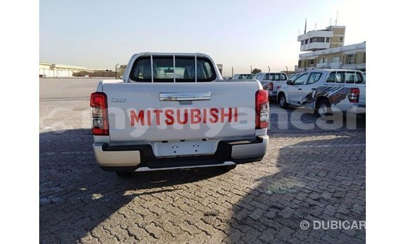 Buy Import Mitsubishi L200 White Car in Import - Dubai in Ayeyarwady Buy Import Mitsubishi L200 White Car in Import - Dubai in Ayeyarwady