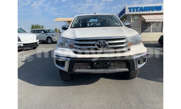 Buy Import Toyota Hilux White Car in Import - Dubai in Ayeyarwady Buy Import Toyota Hilux White Car in Import - Dubai in Ayeyarwady