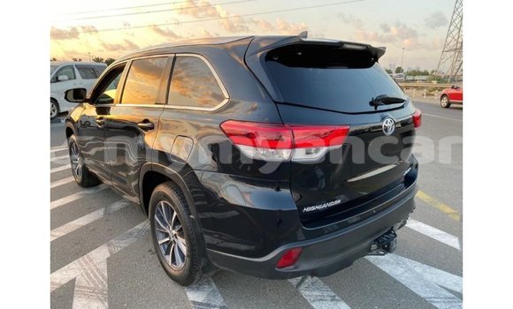 Buy Import Toyota Highlander Black Car in Import - Dubai in Ayeyarwady Buy Import Toyota Highlander Black Car in Import - Dubai in Ayeyarwady