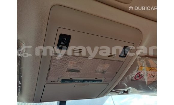 Buy Import Toyota Land Cruiser White Car in Import - Dubai in Ayeyarwady Buy Import Toyota Land Cruiser White Car in Import - Dubai in Ayeyarwady