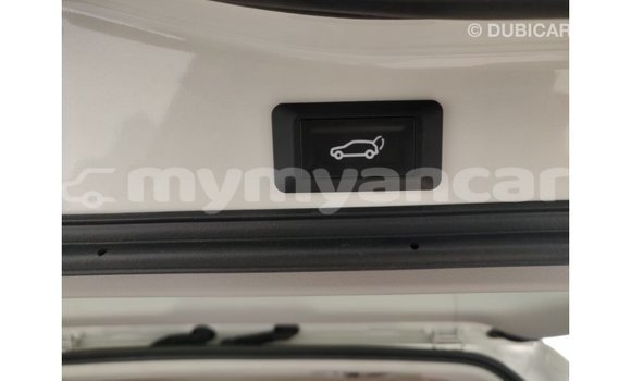 Buy Import Toyota Land Cruiser White Car in Import - Dubai in Ayeyarwady Buy Import Toyota Land Cruiser White Car in Import - Dubai in Ayeyarwady