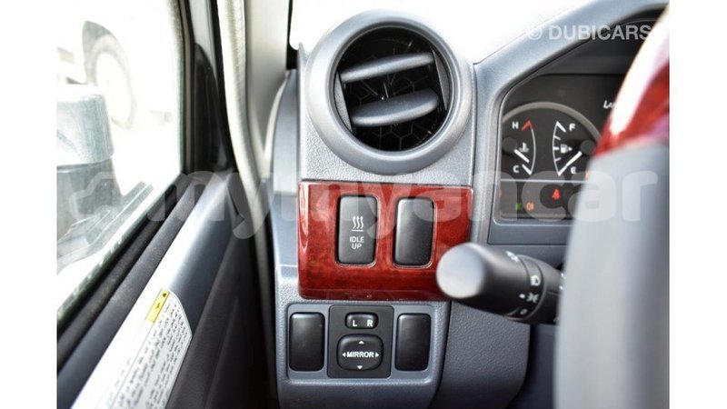 Big with watermark toyota land cruiser ayeyarwady import dubai 1708