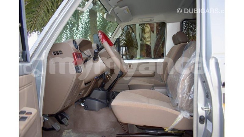 Big with watermark toyota land cruiser ayeyarwady import dubai 1713