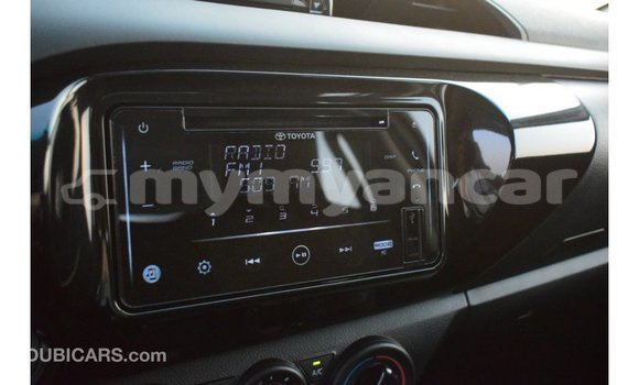 Buy Import Toyota Hilux White Car in Import - Dubai in Ayeyarwady Buy Import Toyota Hilux White Car in Import - Dubai in Ayeyarwady