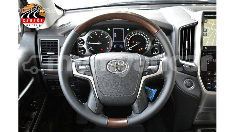 Big with watermark toyota land cruiser ayeyarwady import dubai 1719