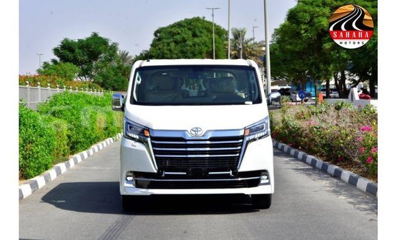 Buy Import Toyota Granvia White Car in Import - Dubai in Ayeyarwady Buy Import Toyota Granvia White Car in Import - Dubai in Ayeyarwady