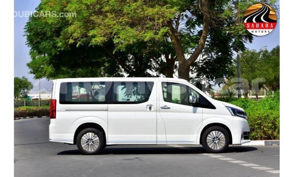 Buy Import Toyota Granvia White Car in Import - Dubai in Ayeyarwady Buy Import Toyota Granvia White Car in Import - Dubai in Ayeyarwady