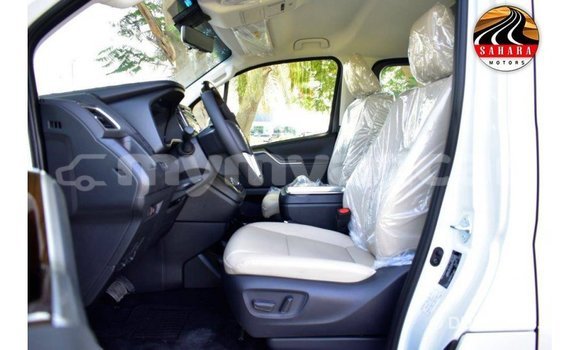 Buy Import Toyota Granvia White Car in Import - Dubai in Ayeyarwady Buy Import Toyota Granvia White Car in Import - Dubai in Ayeyarwady