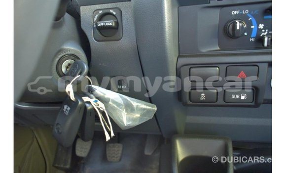 Acheter Import Voiture Toyota Land Cruiser Autre à Import - Dubai, #<Region:0x000000000c5121b8> Acheter Import Voiture Toyota Land Cruiser Autre à Import - Dubai, #<Region:0x000000000c5121b8>