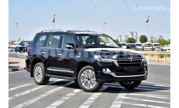 Buy Import Toyota Land Cruiser Black Car in Import - Dubai in Ayeyarwady Buy Import Toyota Land Cruiser Black Car in Import - Dubai in Ayeyarwady