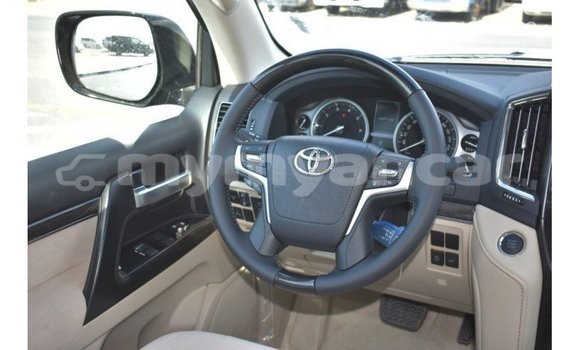 Buy Import Toyota Land Cruiser Black Car in Import - Dubai in Ayeyarwady Buy Import Toyota Land Cruiser Black Car in Import - Dubai in Ayeyarwady