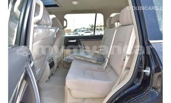 Buy Import Toyota Land Cruiser Black Car in Import - Dubai in Ayeyarwady Buy Import Toyota Land Cruiser Black Car in Import - Dubai in Ayeyarwady