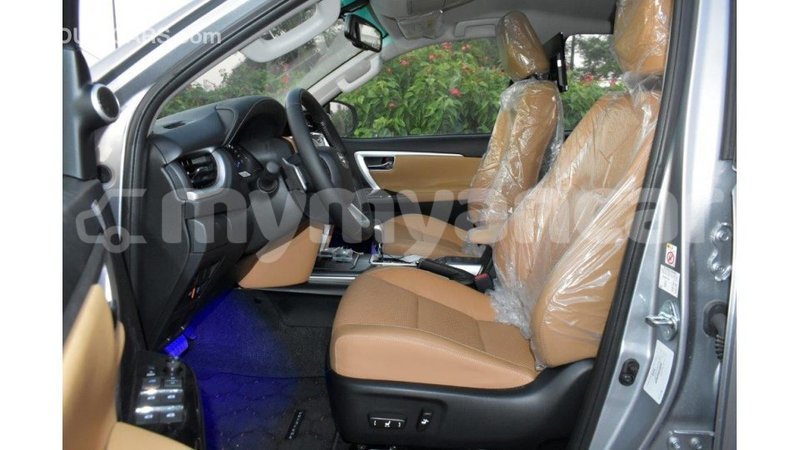 Big with watermark toyota fortuner ayeyarwady import dubai 1726