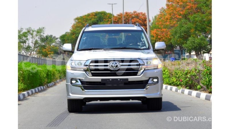 Big with watermark toyota land cruiser ayeyarwady import dubai 1727