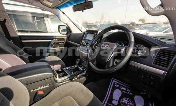 Buy Import Toyota Land Cruiser Black Car in Import - Dubai in Ayeyarwady Buy Import Toyota Land Cruiser Black Car in Import - Dubai in Ayeyarwady