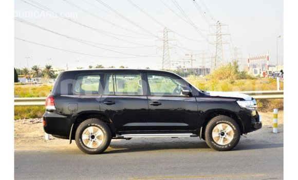 Buy Import Toyota Land Cruiser Black Car in Import - Dubai in Ayeyarwady Buy Import Toyota Land Cruiser Black Car in Import - Dubai in Ayeyarwady