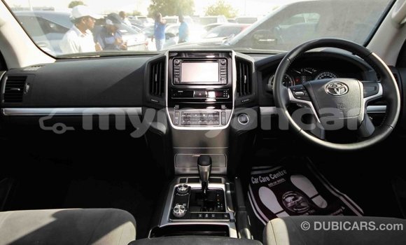 Buy Import Toyota Land Cruiser Black Car in Import - Dubai in Ayeyarwady Buy Import Toyota Land Cruiser Black Car in Import - Dubai in Ayeyarwady
