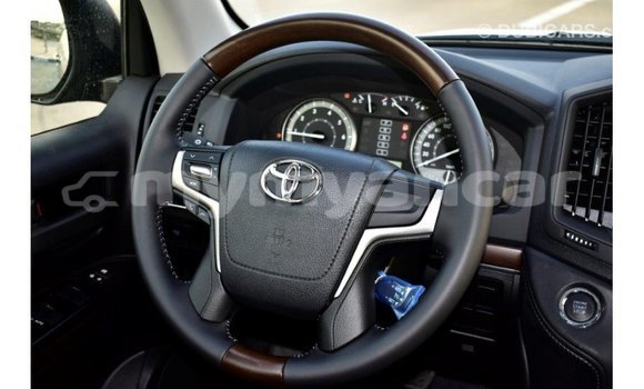 Buy Import Toyota Land Cruiser Black Car in Import - Dubai in Ayeyarwady Buy Import Toyota Land Cruiser Black Car in Import - Dubai in Ayeyarwady