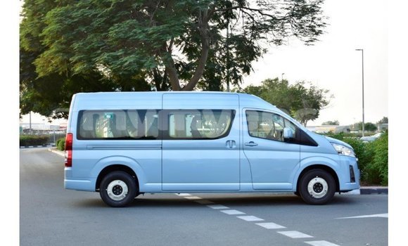 Buy Import Toyota Hiace Blue Car in Import - Dubai in Ayeyarwady Buy Import Toyota Hiace Blue Car in Import - Dubai in Ayeyarwady
