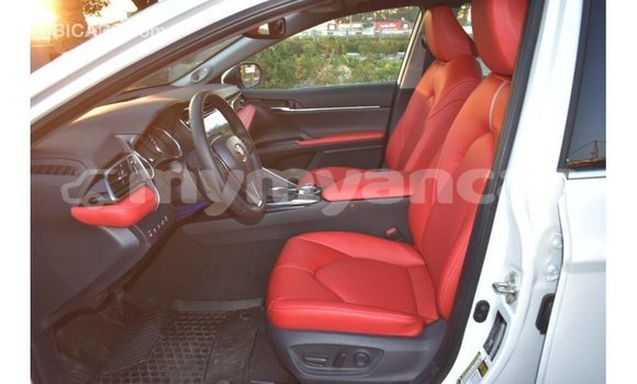 Buy Import Toyota Camry White Car in Import - Dubai in Ayeyarwady Buy Import Toyota Camry White Car in Import - Dubai in Ayeyarwady