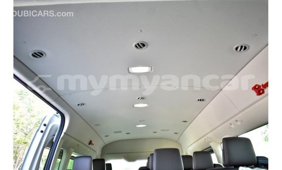 Buy Import Toyota Hiace White Car in Import - Dubai in Ayeyarwady Buy Import Toyota Hiace White Car in Import - Dubai in Ayeyarwady