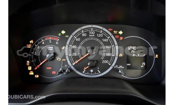 Buy Import Toyota Hiace White Car in Import - Dubai in Ayeyarwady Buy Import Toyota Hiace White Car in Import - Dubai in Ayeyarwady