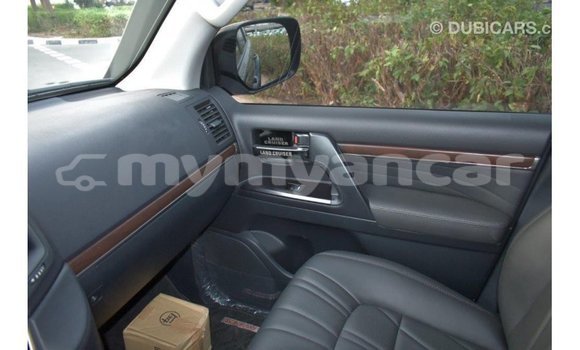 Acheter Import Voiture Toyota Land Cruiser Noir à Import - Dubai, #<Region:0x000000000c5121b8> Acheter Import Voiture Toyota Land Cruiser Noir à Import - Dubai, #<Region:0x000000000c5121b8>