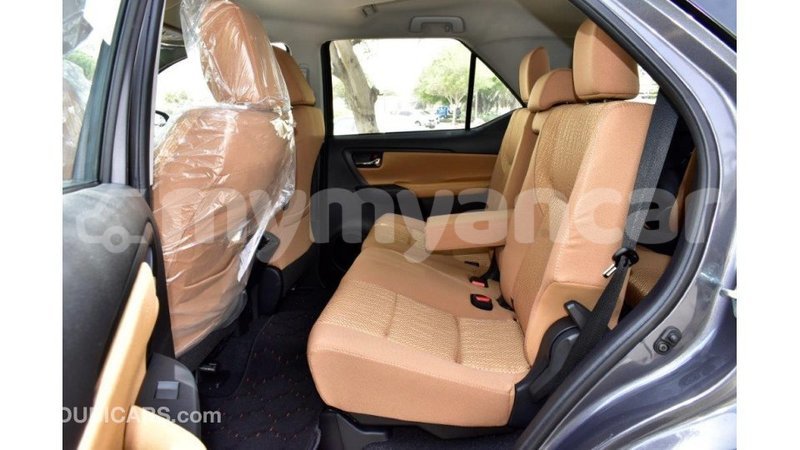 Big with watermark toyota fortuner ayeyarwady import dubai 1741