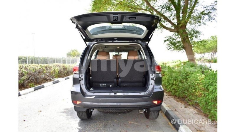 Big with watermark toyota fortuner ayeyarwady import dubai 1741