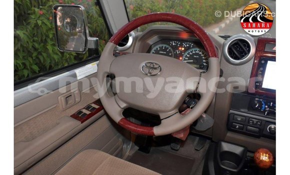 Acheter Import Voiture Toyota Land Cruiser Autre à Import - Dubai, #<Region:0x000000000c5121b8> Acheter Import Voiture Toyota Land Cruiser Autre à Import - Dubai, #<Region:0x000000000c5121b8>