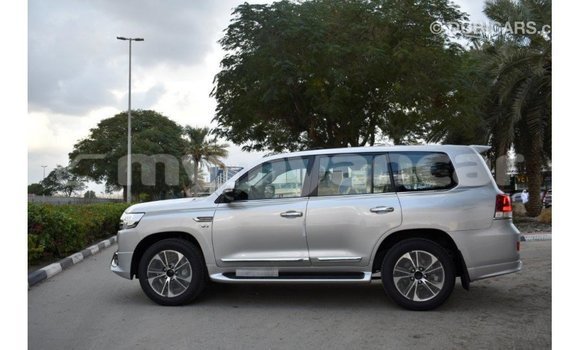 Buy Import Toyota Land Cruiser Other Car in Import - Dubai in Ayeyarwady Buy Import Toyota Land Cruiser Other Car in Import - Dubai in Ayeyarwady