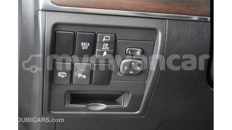 Big with watermark toyota land cruiser ayeyarwady import dubai 1743