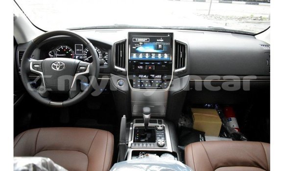 Buy Import Toyota Land Cruiser Other Car in Import - Dubai in Ayeyarwady Buy Import Toyota Land Cruiser Other Car in Import - Dubai in Ayeyarwady