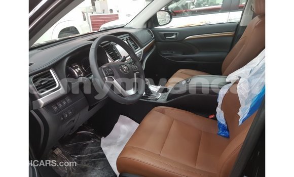 Buy Import Toyota Highlander Black Car in Import - Dubai in Ayeyarwady Buy Import Toyota Highlander Black Car in Import - Dubai in Ayeyarwady