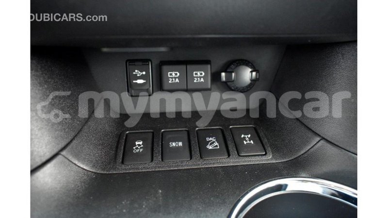 Big with watermark toyota highlander ayeyarwady import dubai 1744