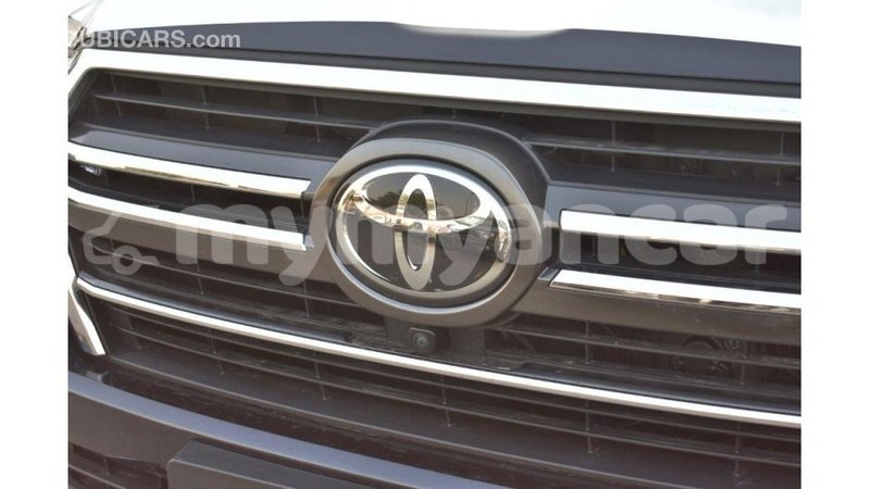 Big with watermark toyota land cruiser ayeyarwady import dubai 1746
