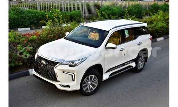 Buy Import Toyota Fortuner White Car in Import - Dubai in Ayeyarwady Buy Import Toyota Fortuner White Car in Import - Dubai in Ayeyarwady