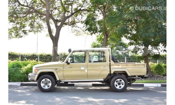 Buy Import Toyota Land Cruiser Beige Car in Import - Dubai in Ayeyarwady Buy Import Toyota Land Cruiser Beige Car in Import - Dubai in Ayeyarwady