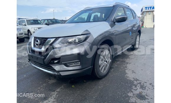 Buy Import Nissan Evalia Other Truck in Import - Dubai in Ayeyarwady Buy Import Nissan Evalia Other Truck in Import - Dubai in Ayeyarwady