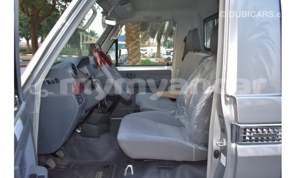 Acheter Import Voiture Toyota Land Cruiser Autre à Import - Dubai, #<Region:0x000000000c5121b8> Acheter Import Voiture Toyota Land Cruiser Autre à Import - Dubai, #<Region:0x000000000c5121b8>